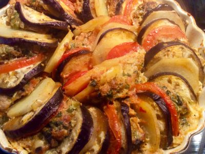 Aubergine ovenschotel<div class='yasr-stars-title yasr-rater-stars'
                          id='yasr-visitor-votes-readonly-rater-1382ab663623b'
                          data-rating='4.1'
                          data-rater-starsize='16'
                          data-rater-postid='1327'
                          data-rater-readonly='true'
                          data-readonly-attribute='true'
                      ></div><span class='yasr-stars-title-average'>4.1 (7)</span>