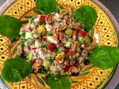 Warme quinoa salade<div class='yasr-stars-title yasr-rater-stars'
                          id='yasr-visitor-votes-readonly-rater-81666c4d0b345'
                          data-rating='2.3'
                          data-rater-starsize='16'
                          data-rater-postid='1340'
                          data-rater-readonly='true'
                          data-readonly-attribute='true'
                      ></div><span class='yasr-stars-title-average'>2.3 (3)</span>