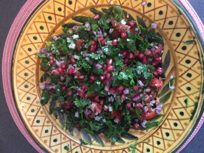 Tabouleh salade<div class='yasr-stars-title yasr-rater-stars-vv'
                          id='yasr-visitor-votes-readonly-rater-1d6c68644b3f6'
                          data-rating='4.6'
                          data-rater-starsize='16'
                          data-rater-postid='1439' 
                          data-rater-readonly='true'
                          data-readonly-attribute='true'
                          data-cpt='recipes'
                      ></div><span class='yasr-stars-title-average'>4.6 (5)</span>