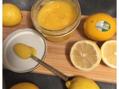 Lemon curd<div class='yasr-stars-title yasr-rater-stars'
                          id='yasr-visitor-votes-readonly-rater-6c336c45eb676'
                          data-rating='3'
                          data-rater-starsize='16'
                          data-rater-postid='1671'
                          data-rater-readonly='true'
                          data-readonly-attribute='true'
                      ></div><span class='yasr-stars-title-average'>3 (12)</span>
